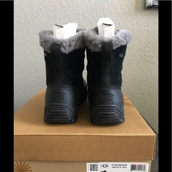 UGG Boot - Picture 7 of 11